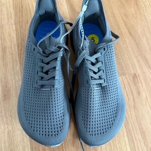 NEW Unisex Flux Footwear Adapt Runner - Gray - Men’s 5/Women’s 6.5